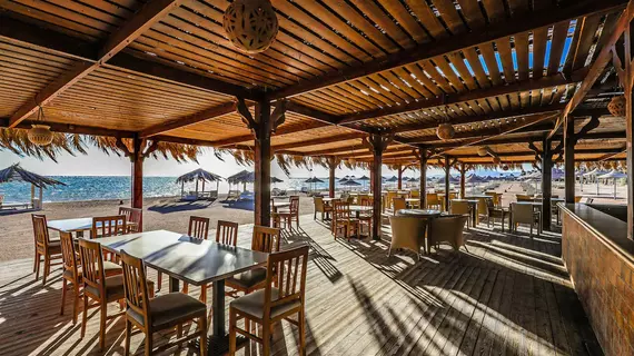 Amwaj Oyoun & Resort | Güney Sina (il) - Şarm El Şeyh (ve civarı) - Şarm El-Şeyh