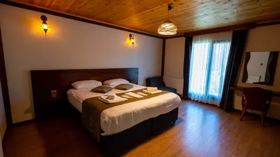 Abant Villa Otel | Bolu - Mudurnu - Akçaalan