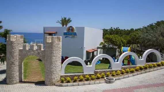 Merit Park Hotel | Kıbrıs - Girne - Girne Sehir Merkezi