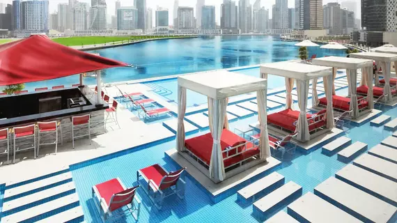 Canal Central Hotel Business Bay | Dubai - Dubai