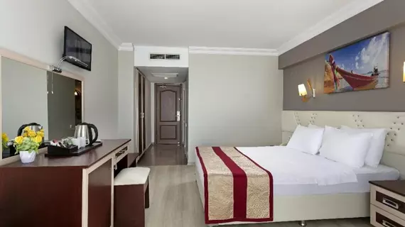 Hattuşa Vacation Beach Hotel | Balıkesir - Edremit